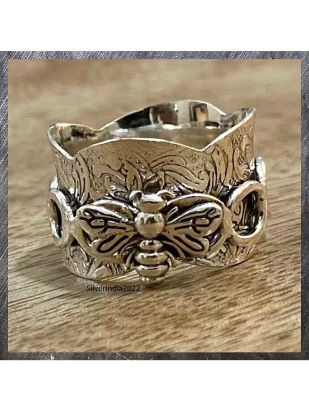 Boho Bumble Bee Band with Scalloped Edge Ring #1136